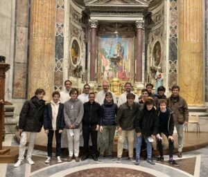 Monseñor hoy en la Basílica de San Pedro en la Ciudad del Vaticano