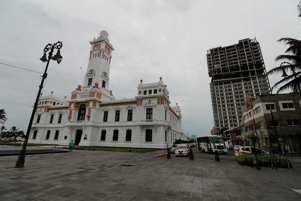 Veracruz ampliará denuncia sobre edificación de Torre Centro