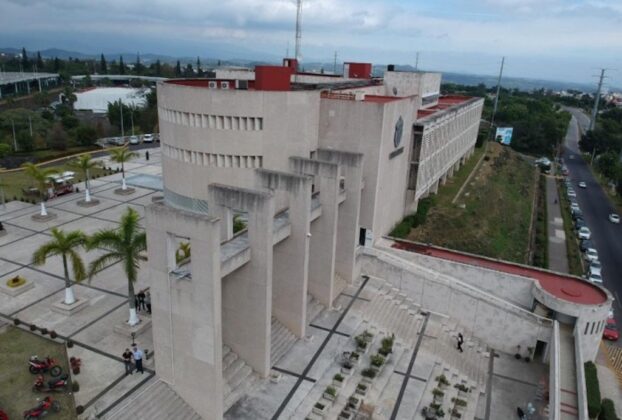 Hallan dos cuerpos sin vida en Acayucan