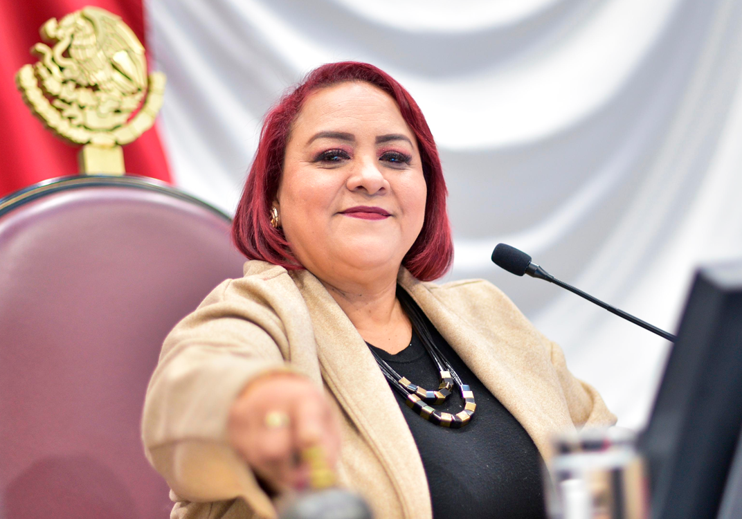 Ausentismo no es opción, Adriana Esther convoca a legisladores