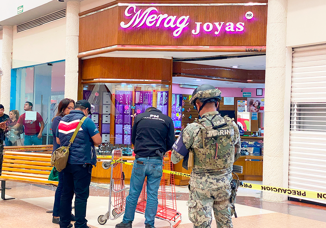 Asaltan joyería en Veracruz, SSP atrapa a dos ladrones