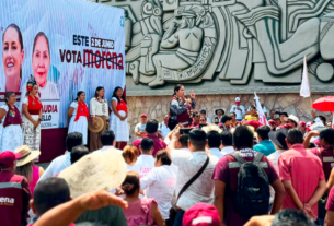 Refrenda Claudia Tello compromiso con migrantes