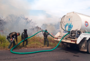 Arde pastizal en Rancho El Dólar de Xalapa