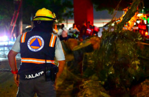 Lluvias en Xalapa generan emergencias sin daños mayores