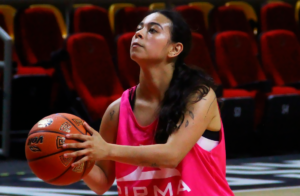 Carmen Franco, orizabeña que debuta con las Rojas de Veracruz.