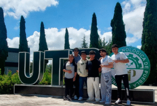 Universidad Tecnológica de Puebla recibe a 6,300 alumnos para nuevo ciclo escolar. Ofrece cursos propedéuticos y modelo educativo innovador.