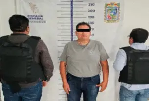FGE aprehende a agente ministerial por corrupción en Tehuacán