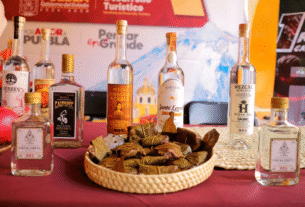 Anuncian Feria del Mezcal Caltepec 2025 en Puebla: ¡Viva México!